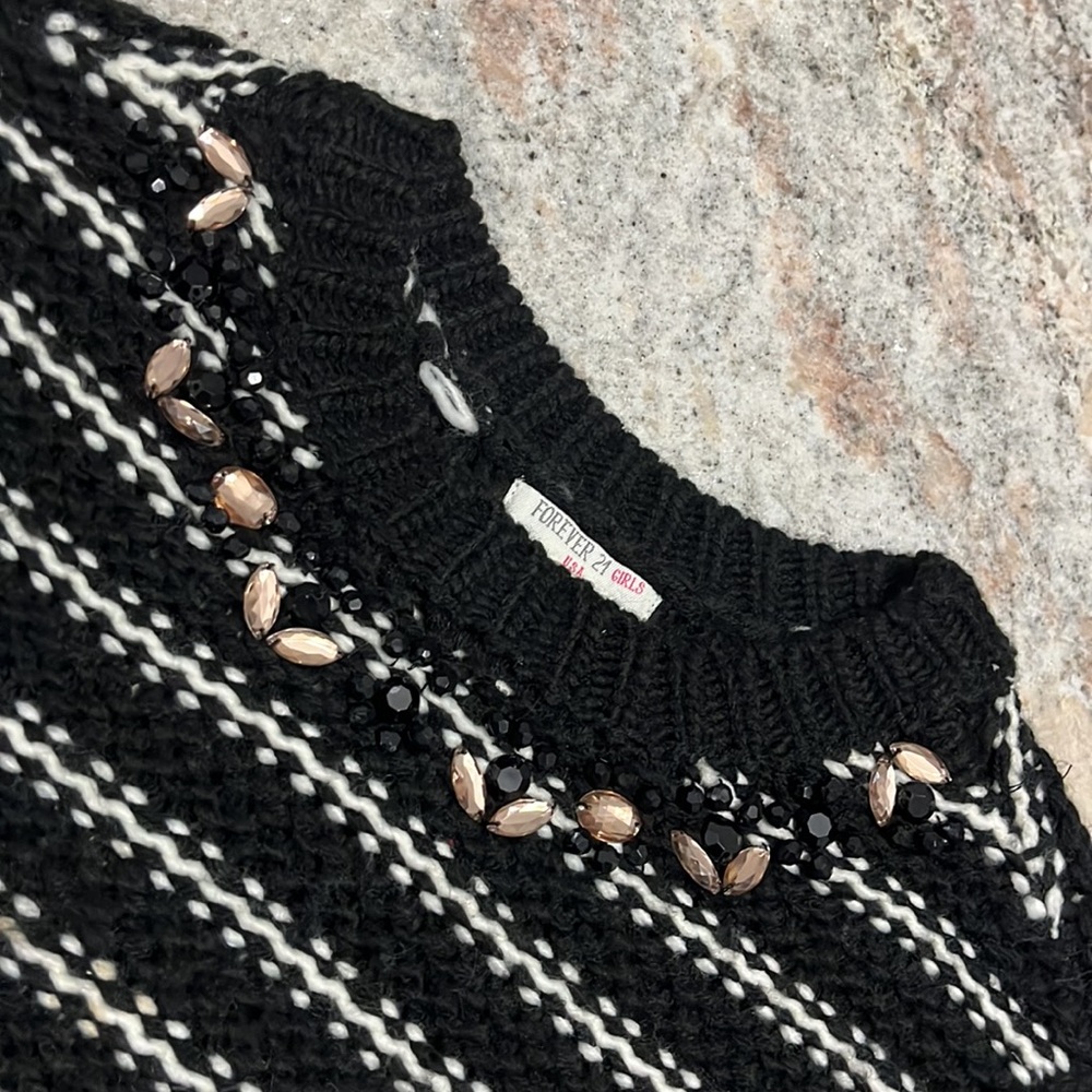10/$30 Forever 21 Girls Bejewelled Knit Sweater + Bonus Top